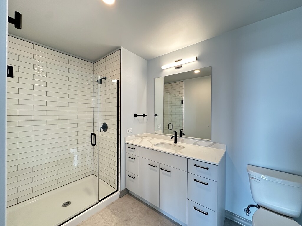 Building Photo - 2155 N Elston Ave