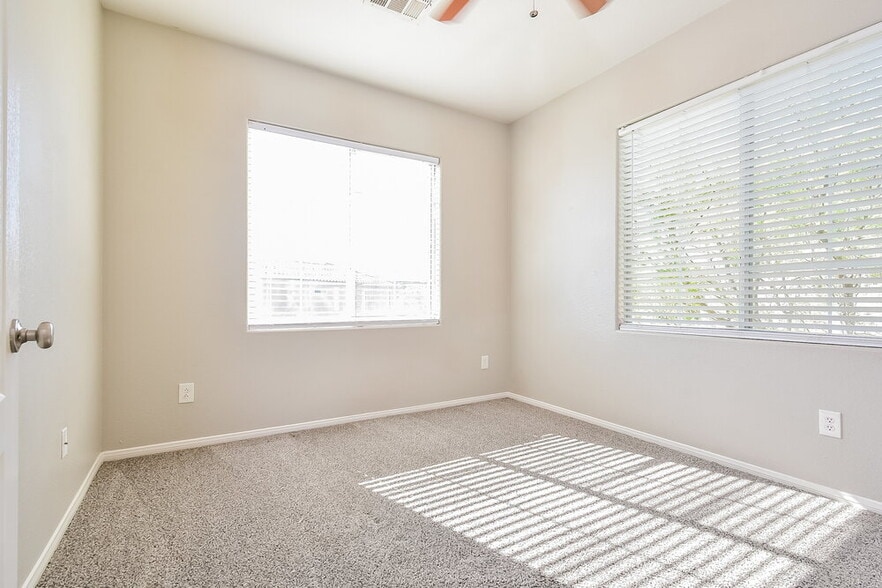 Building Photo - 8257 Begonia Blush Dr