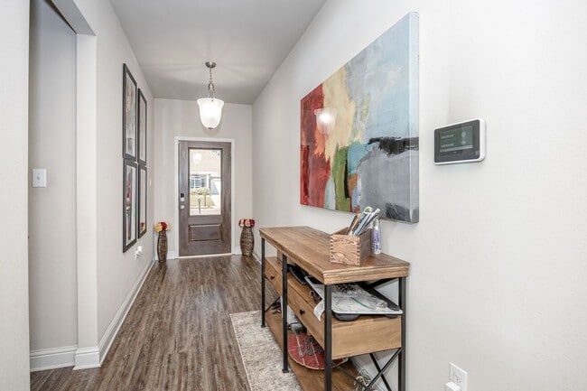 Building Photo - 10630 Harvest Dr