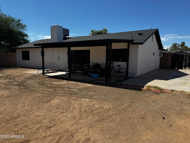 Building Photo - 5038 E Winchcomb Dr