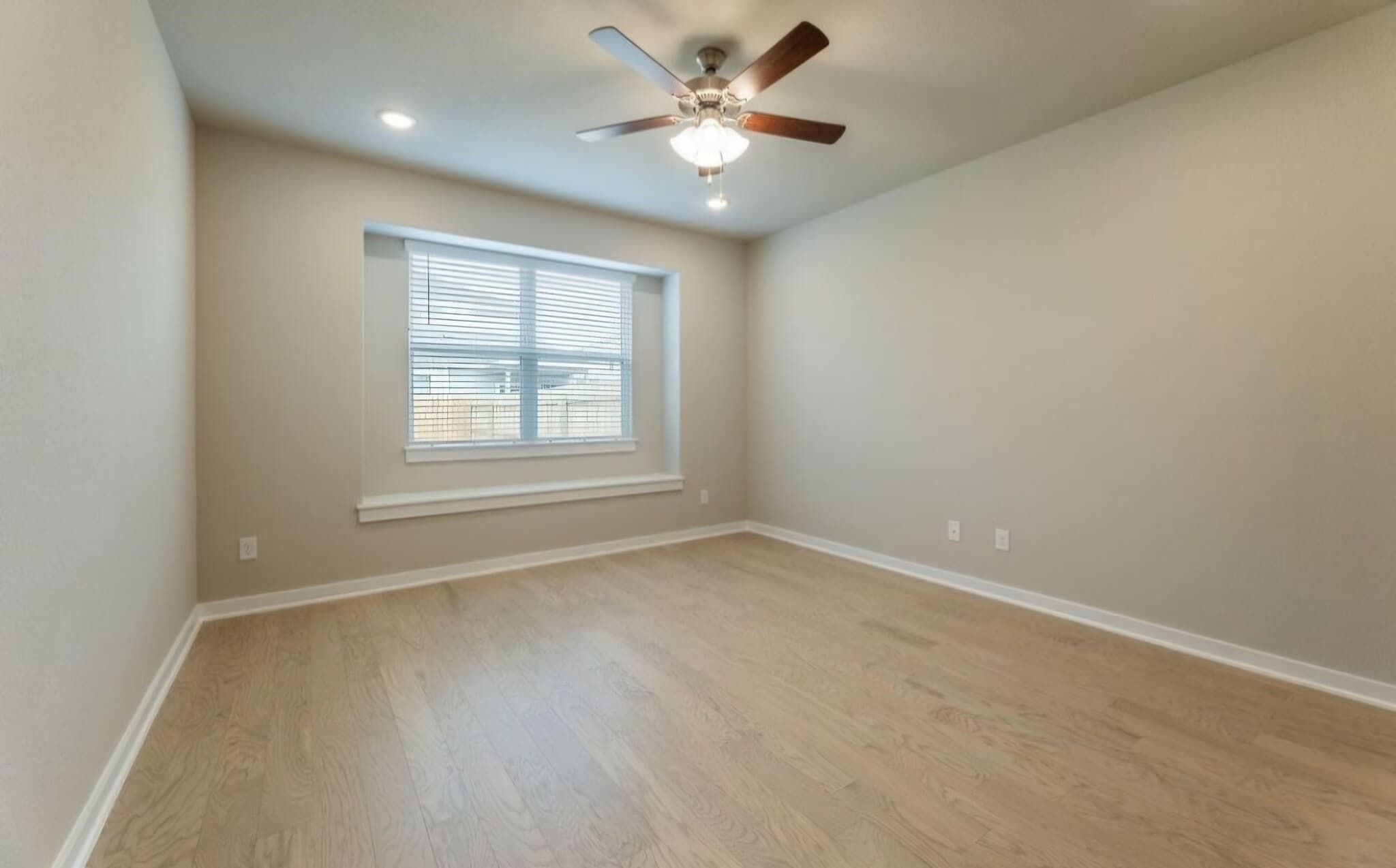 Building Photo - 1527 Fenton Hill Dr