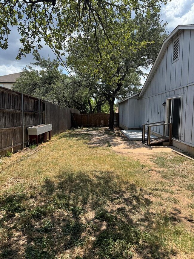 Building Photo - 12702 Teague Trail