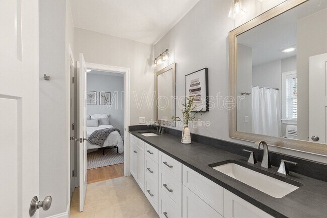 Building Photo - 57 Old Brook Rd