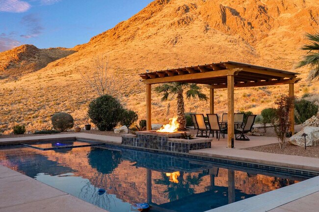 Building Photo - 12705 Chuck Wagon Rd