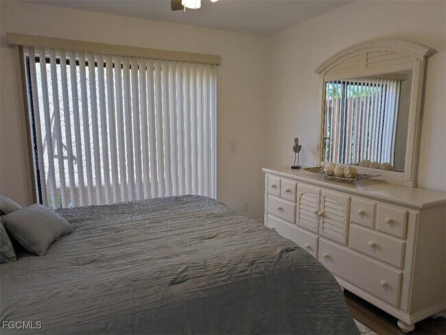 Building Photo - 15493 Admiralty Cir