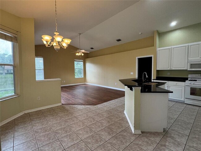 Building Photo - 10207 Quails Landing Ave