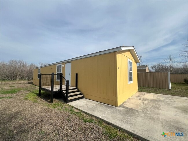 Building Photo - 1911 Wald Rd