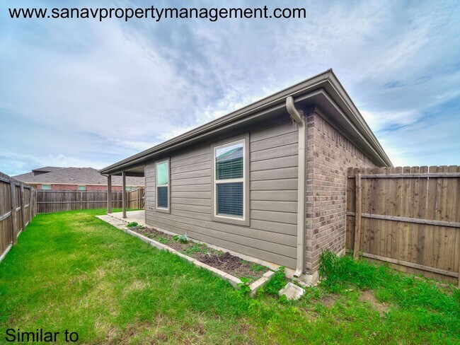 Building Photo - Spacious 4-Bedroom Home for Rent – 400 Wilson Way, Denton, TX