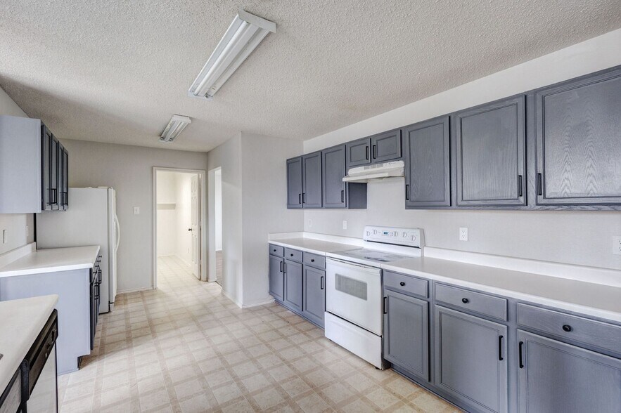 Building Photo - 1352 Dawson Way