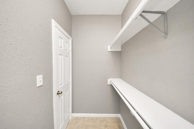 Building Photo - 5723 Whitemills Dr