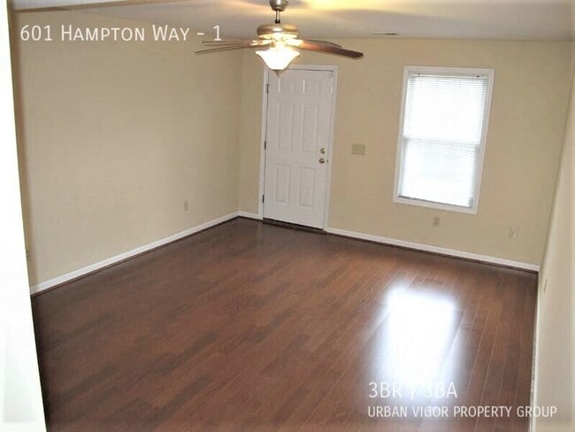 Building Photo - 601 Hampton Way