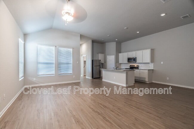 Building Photo - 311 Nespral Dr