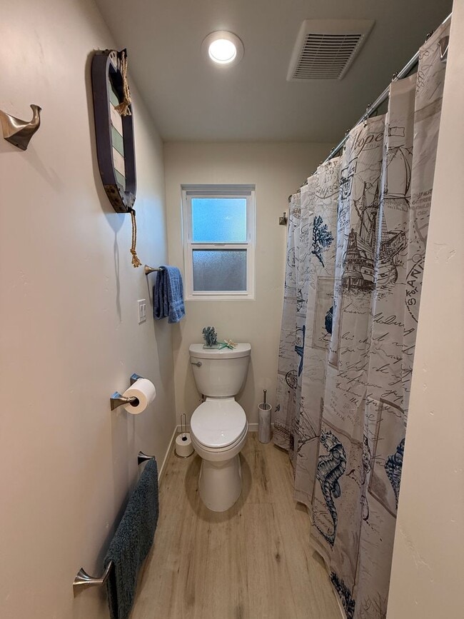 Building Photo - Newer Beautifully Furnished Single Story ADU Includes All Basic Utilities and WiFI
