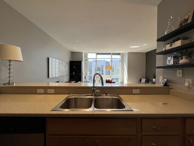 Building Photo - Top-Floor Pearl District Condo with Floor-to-Ceiling Windows, Courtyard Views & In-Unit Washer/Dryer