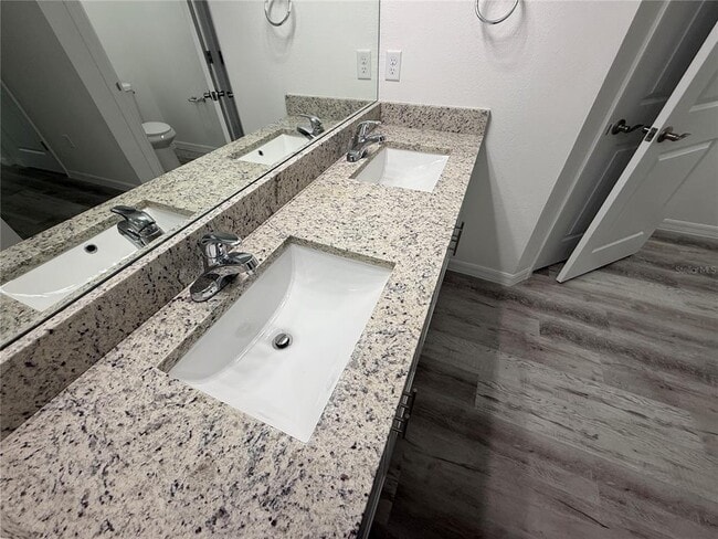 Building Photo - 2514 W Lawrence Ct