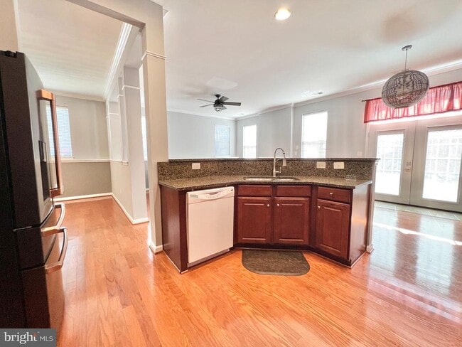 Building Photo - 4240 Sonia Ct