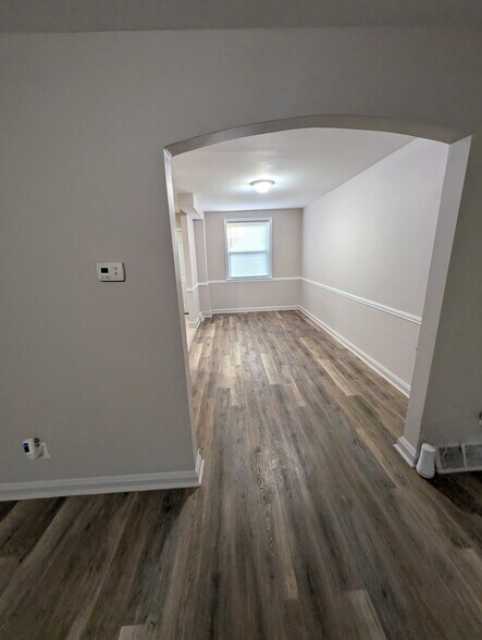 Building Photo - 6501 Hartwait St