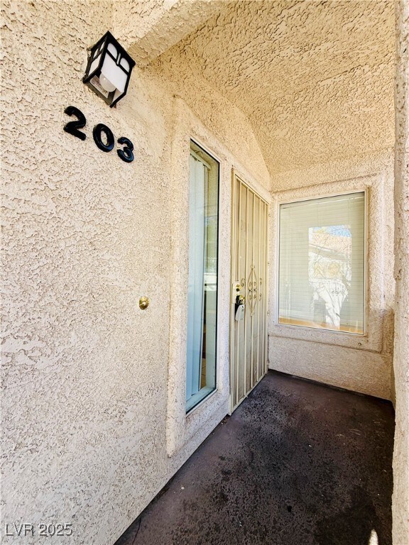 Building Photo - 3058 Casey Dr