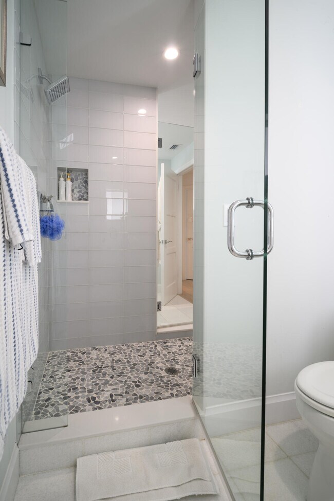 Building Photo - 5246 Boca Marina Cir S