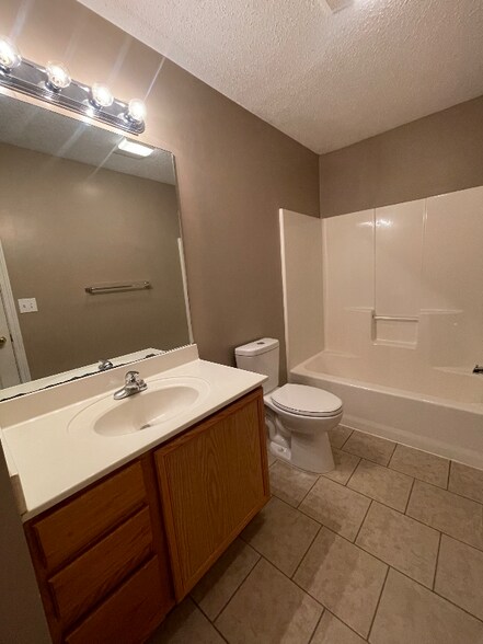 Building Photo - 258 Dumplin Ln