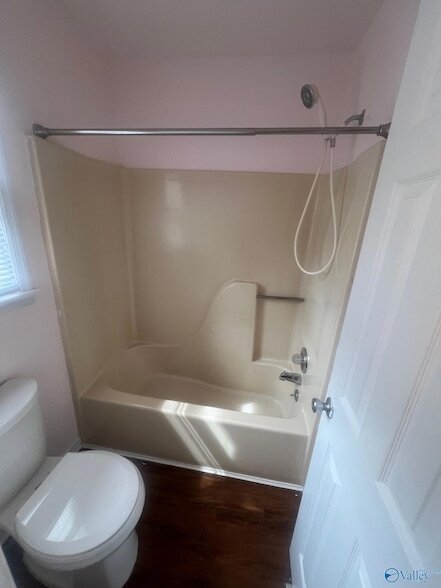 Building Photo - 106 January Blvd