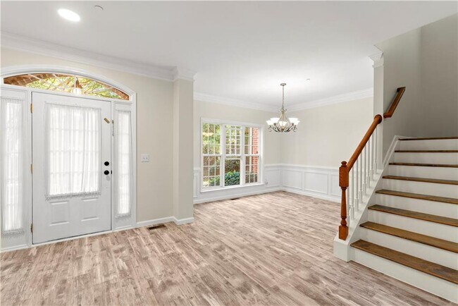 Building Photo - 119 Wetherbrooke Ln SE