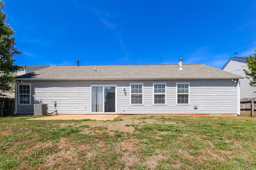 Building Photo - 12112 Chantress Ln