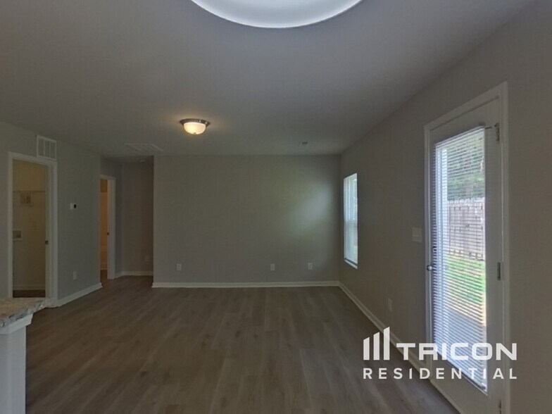Building Photo - 631 Buckskin Rd