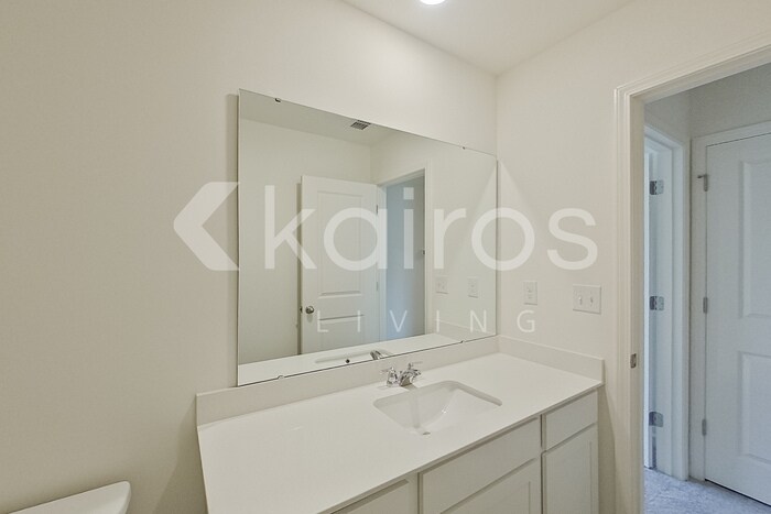 Building Photo - 634 Muster Fld Ct