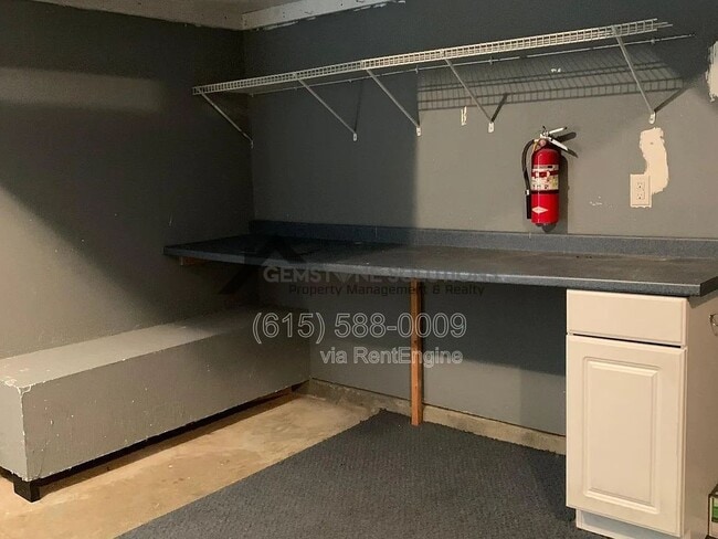 Building Photo - 2015 Lavender Ct