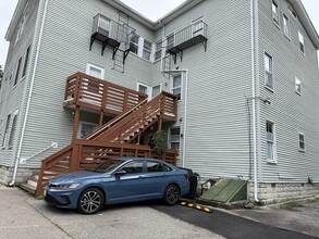 Building Photo - 125 High St