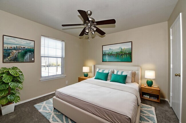 Building Photo - 4 Bedrooms!!!!! 2.5 bath and 2 attached ca...