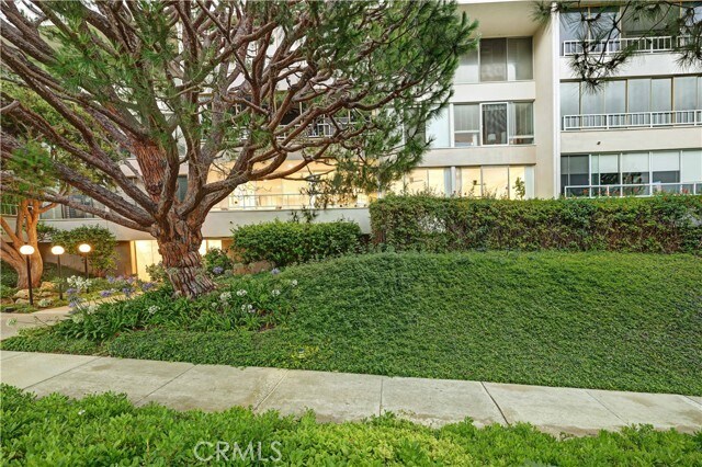 Building Photo - 32735 Seagate Dr