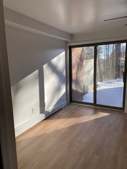 Building Photo - 20 Juniper Ln