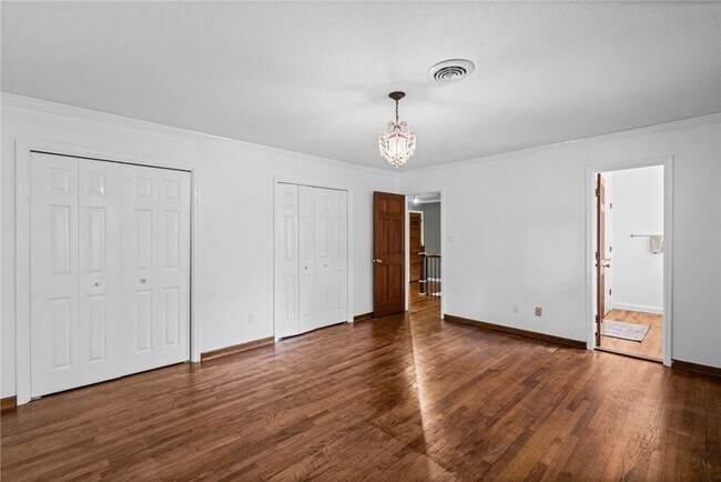 Building Photo - 5291 Manhasset Cove