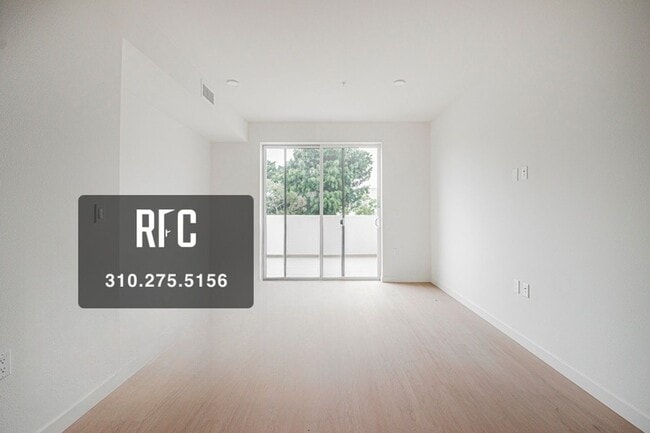 Building Photo - Welcome to the Gramercy