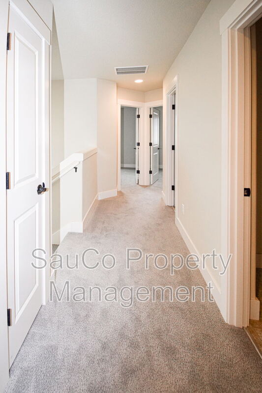Building Photo - 14983 NW Cosmos St