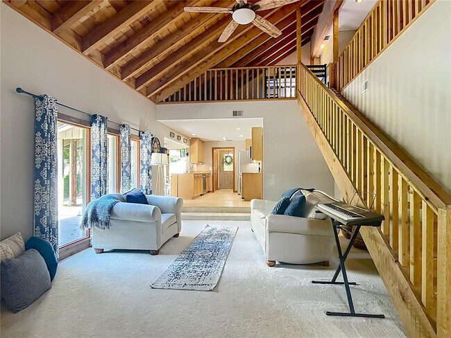 Building Photo - 4661 SW 7th Avenue Rd