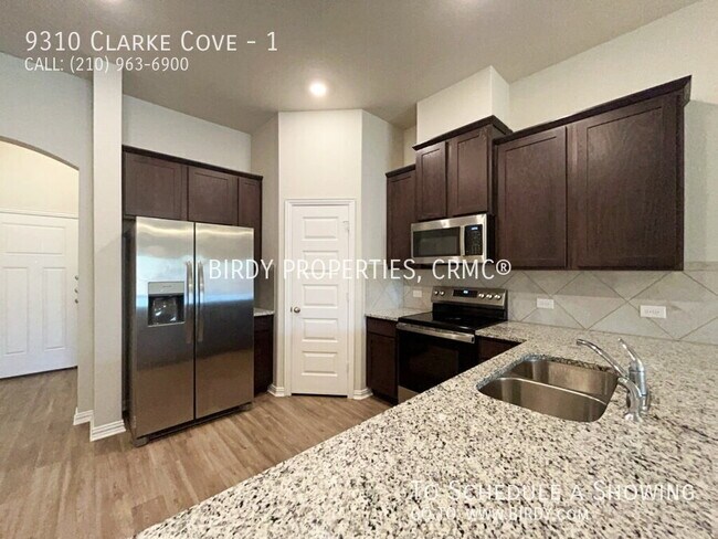 Building Photo - 9310 Clarke Cove-1