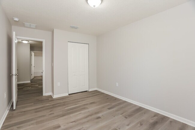 Building Photo - 75097 Morning Glen Ct