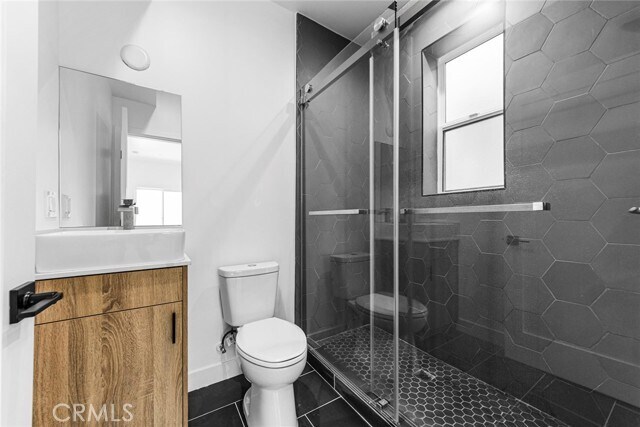 Building Photo - 1376 Edgecliffe Dr