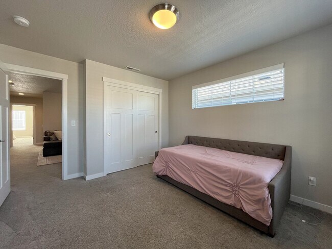 Building Photo - Spacious 3-Bedroom + Loft Home with Modern...