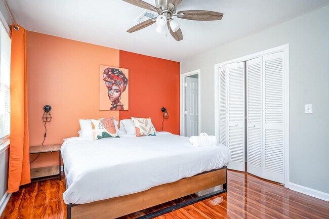 Building Photo - 1267 Sweet Pine Dr