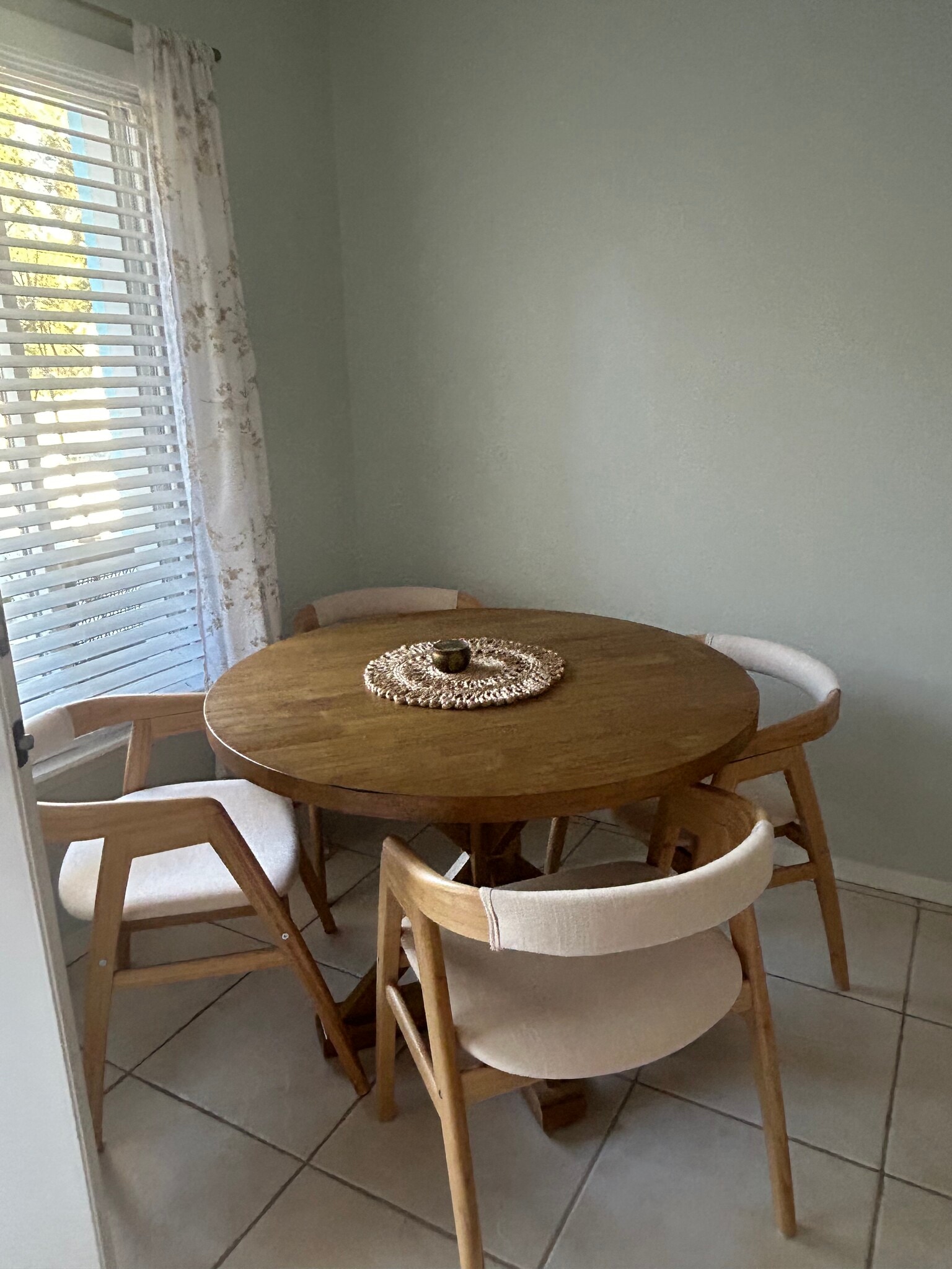 Dining Table - 4190 35th Ter S