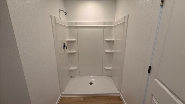 Building Photo - 806 Lynx St