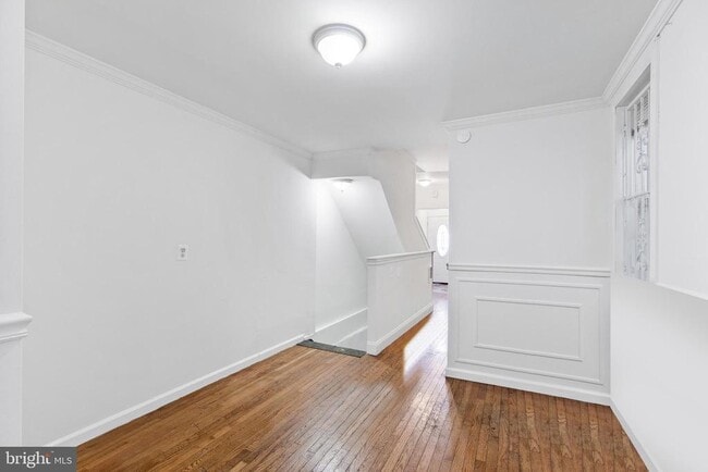 Building Photo - 1625 W Montgomery Ave