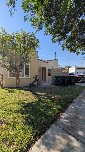 Primary Photo - 1203 N Kenilworth Ave