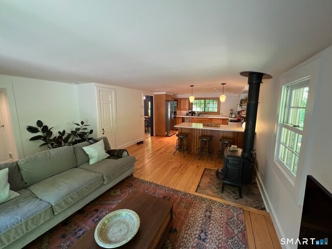 Building Photo - 41 Frenchmans Rd