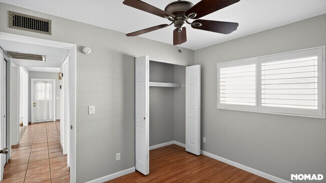 Building Photo - 15431 N 23rd St