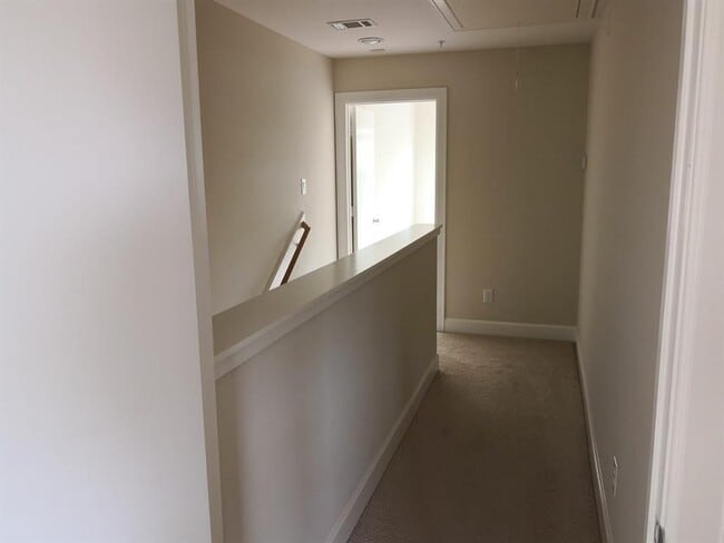 Building Photo - 2710 Hullsmith Dr